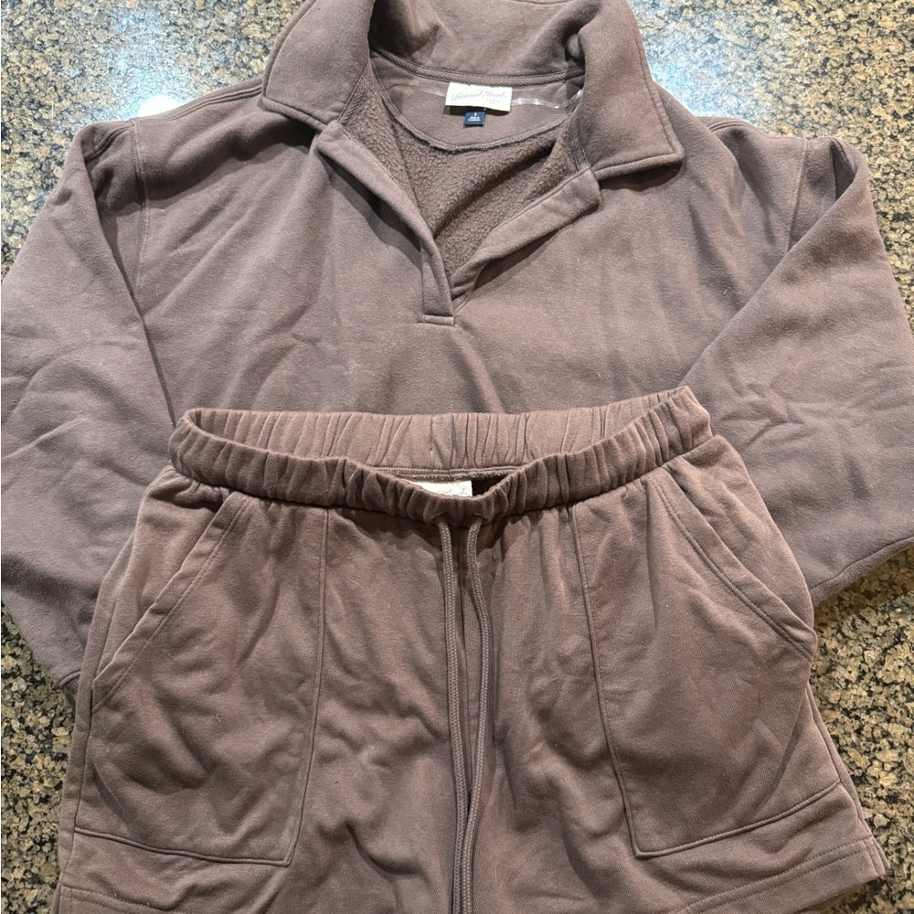 Universal Thread Brown Fleece Set